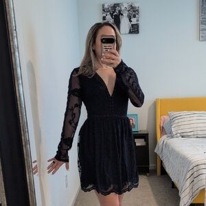 Socialite Lace Long Sleeve Eyelet Dress Navy Blue Size Small